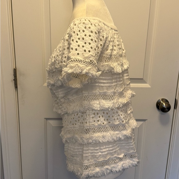 Neiman Marcus White Off-Shoulder Lace Top - Picture 3 of 8
